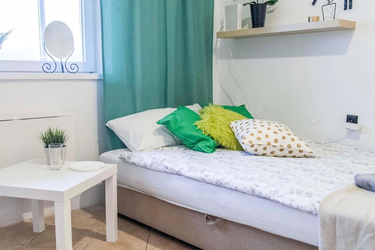Studio Wita Stwosza Apartment Gdansk Bagian luar foto