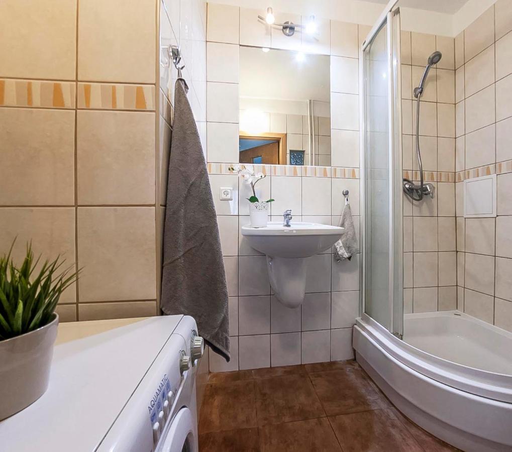 Studio Wita Stwosza Apartment Gdansk Bagian luar foto
